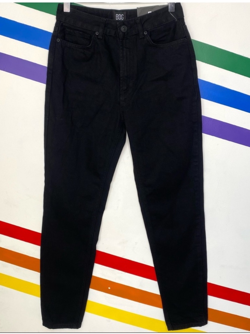 New BDG Mom High Rise black jeans size 26 Urban Outfitters